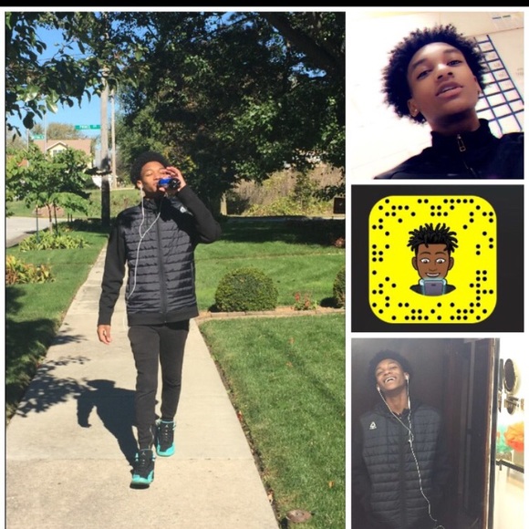 Profile Picture of Kendel Rollerson (@kendel200) on Poshmark