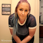 Profile Picture of Nicole Bartell (@nicolebartell94) on Youtube