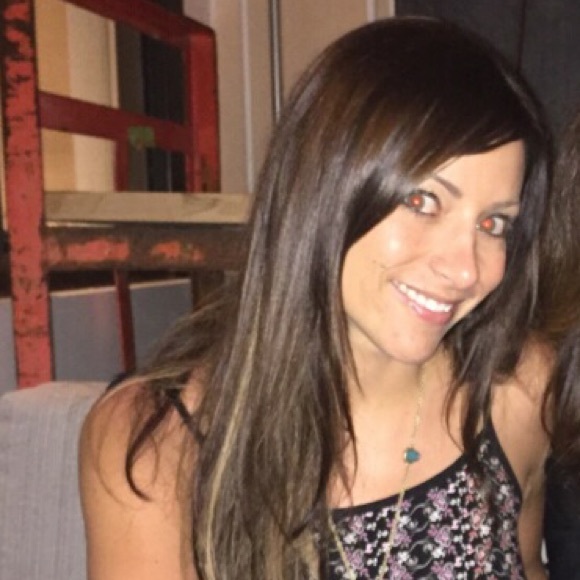 Profile Picture of Kristin Ivancich (@kivancich) on Poshmark