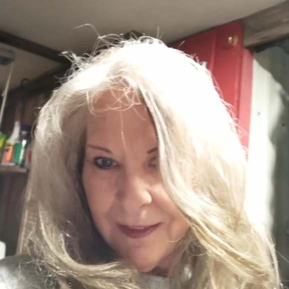 Profile Picture of Phyllis Ingram (@phyllisingram30) on Poshmark