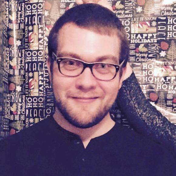 Profile Picture of Peter Thornton (@pdt162004) on Poshmark