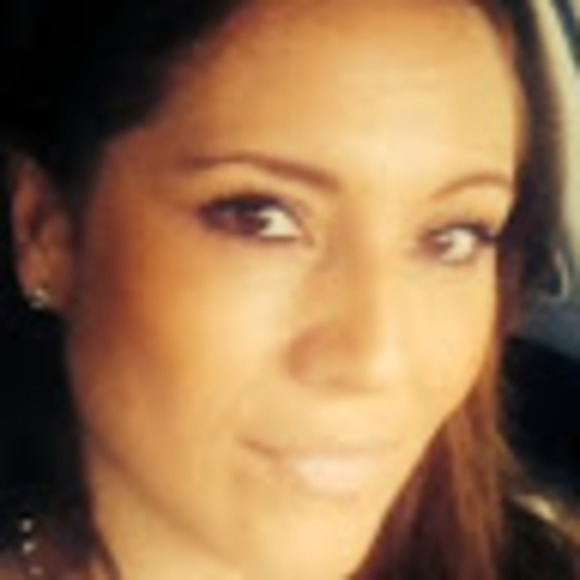 Profile Picture of Astrid Escobar (@lunadream2020) on Poshmark