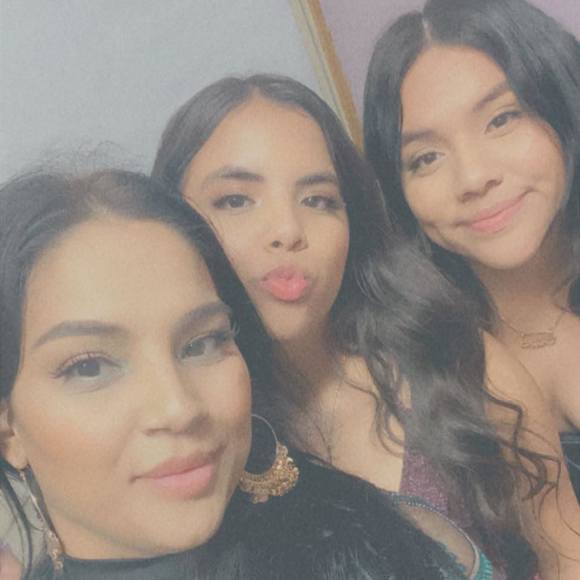 Profile Picture of Jose-juanita Mayo (@mayo0325) on Poshmark