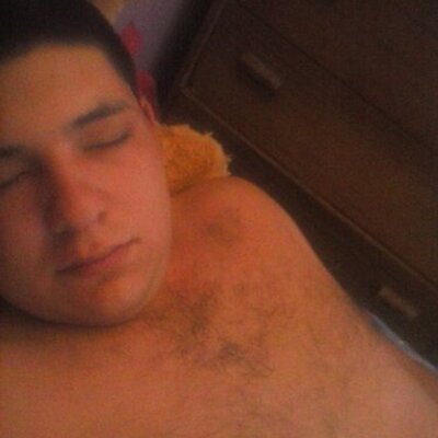 Profile Picture of Oscar Daniel Uldera (@o0skar1992) on Twitter