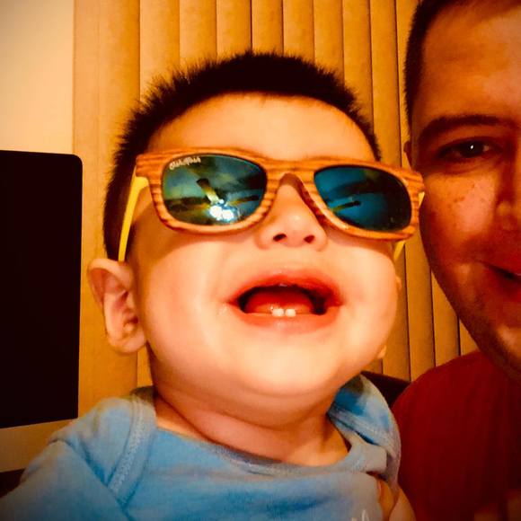 Profile Picture of Edward Perez (@vatoed) on Poshmark