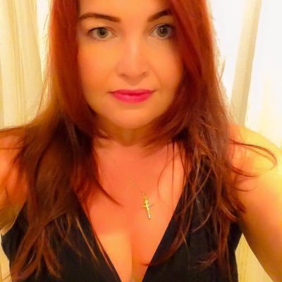 Profile Picture of Clare Mullen (@mullsy1979) on Twitter