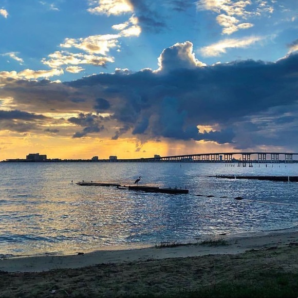 Profile Picture of Christine Larsen (@clarsen1628) on Poshmark