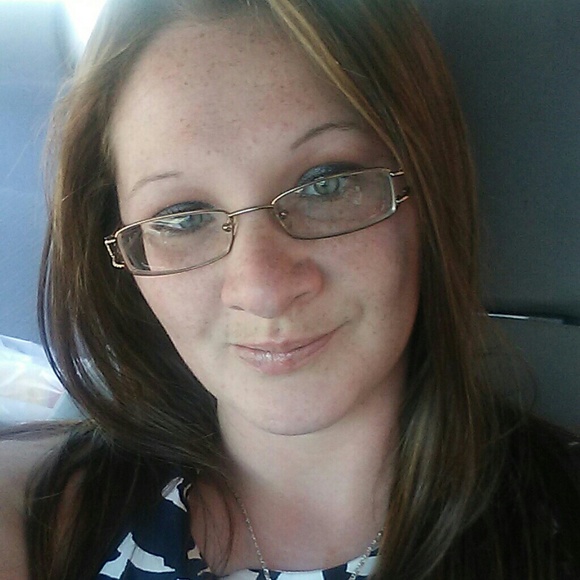 Profile Picture of Cassandra Blair (@nikki198850) on Poshmark