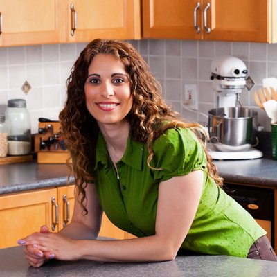 Profile Picture of Emily Richards (@ERiscooking) on Twitter