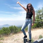 Profile Picture of Samantha Mathews (@sammathewscloset) on Instagram