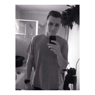 Profile Picture of Chris Martelli (@b0518c81b932417) on Twitter