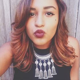 Profile Picture of Stephanie De Choudens (@dechoud) on Pinterest