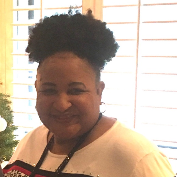 Profile Picture of Joanne Mcnair (@jcmcnair) on Poshmark