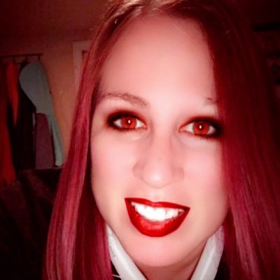 Profile Picture of Whitney Stern (@whitneywooowhoo) on Twitter