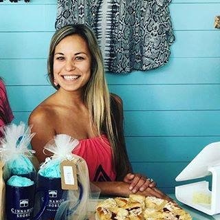 Profile Picture of Debbie (@DebbieManfredi3) on Twitter