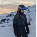 Profile Picture of Grant Bellows Fishman (@demented_bluejay) on Instagram