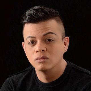 Profile Picture of Jonathan François Carriaga (@mystylistjonathan) on Instagram