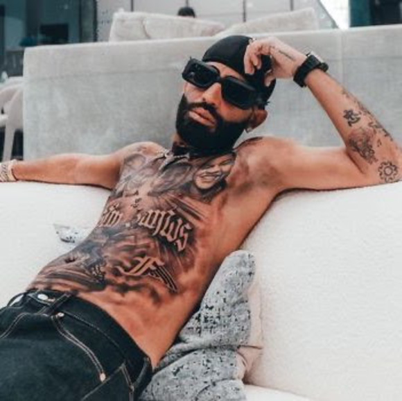 Wilson Ramos - Poshmark Profile Picture of Wilson Ramos (@azaelramos300) on Poshmark