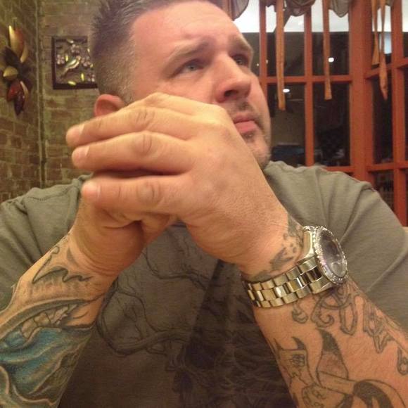 Profile Picture of Anthony Pietropaolo (@a_pietropaolo) on Poshmark