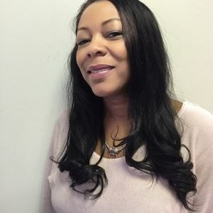 Profile Picture of Ruby Segura (@rubysrosa) on Twitter