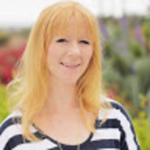 Profile Picture of Claire Hannibal (@clairehannibal) on Poshmark