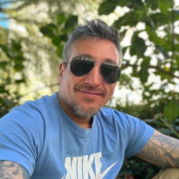 Profile Picture of Julio Sepulveda (@juliosepulve148) on Poshmark