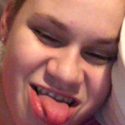 Profile Picture of Hazel Parker Fangirl (@FangirlHazel) on Twitter