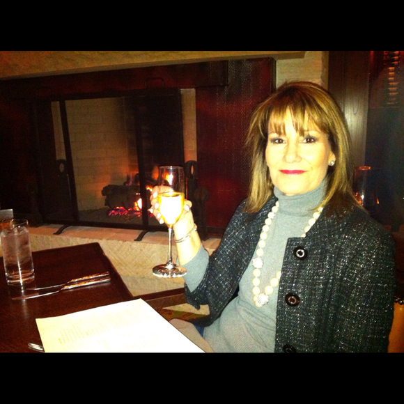 Profile Picture of Joy Irving (@joyoffashion) on Poshmark