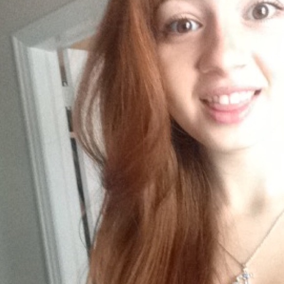 Melanie Delfranco - Poshmark Profile Picture of Melanie Delfranco (@megsmalfoy) on Poshmark