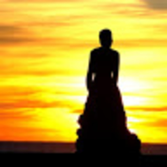 Profile Picture of Deborah Hachey (@debileni27) on Poshmark