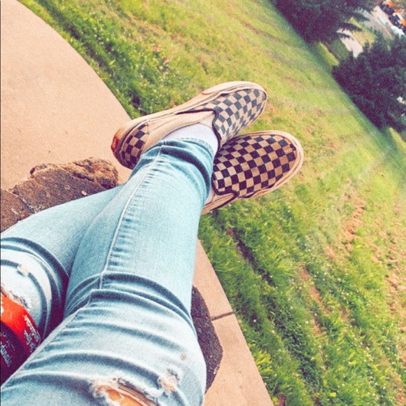 Profile Picture of Peyton Brooks (@peytonbrooks02) on Poshmark
