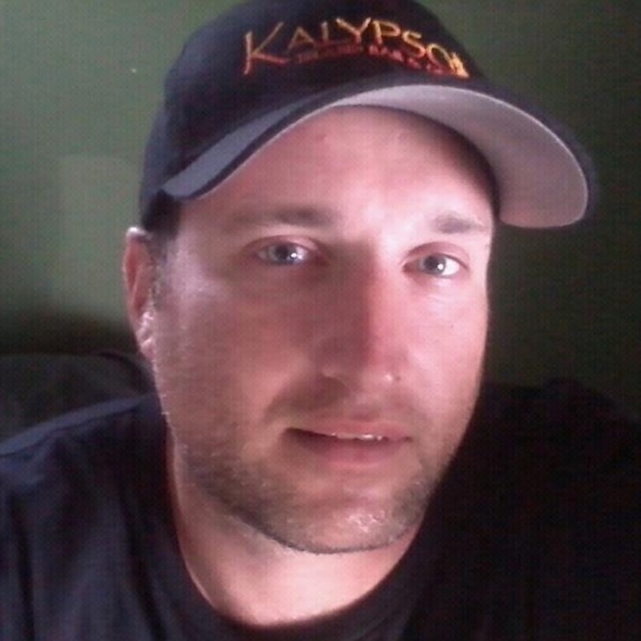 David Harville - Poshmark Profile Picture of David Harville (@kilaueasfinest) on Poshmark