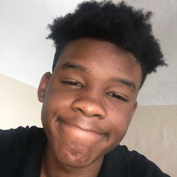 Calandra Wright - Poshmark Profile Picture of Calandra Wright (@marleyswife01) on Poshmark