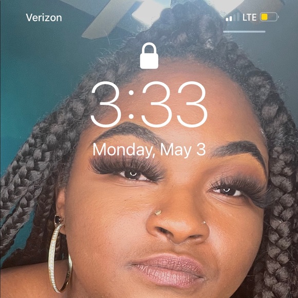 Profile Picture of Octavia Williams (@tavia697) on Poshmark