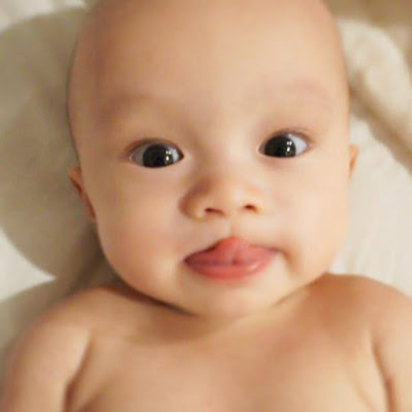 Profile Picture of Davis Nguyen (@davisnguyen89) on Poshmark