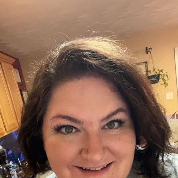 Profile Picture of Lila Craig (@lcraig0011) on Poshmark
