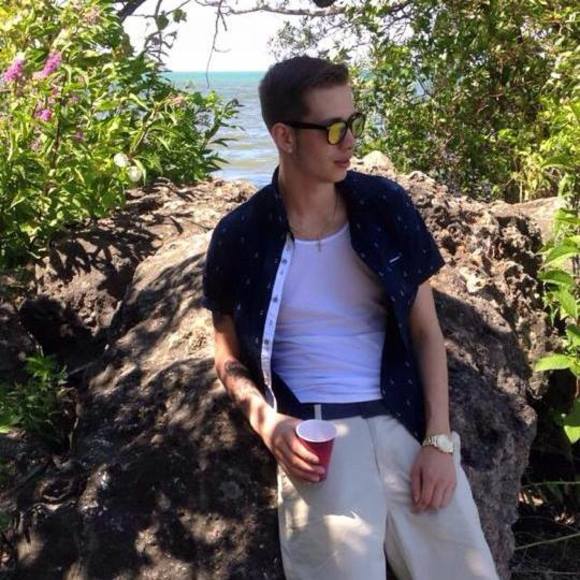 Profile Picture of Dylan Caternolo (@princeabudhabi) on Poshmark