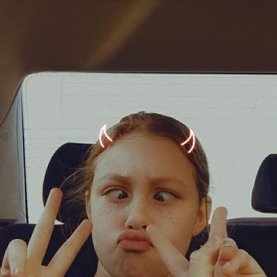 Profile Picture of Anna (@Annasecor16) on Twitter