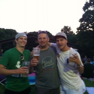 Profile Picture of Ken Holliday (@MrKHolliday) on Twitter