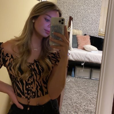 Profile Picture of Julia Diorio (@JuliaDiorio) on Twitter