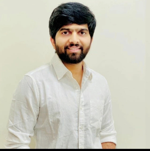 Profile Picture of Abhinav Reddy (@abhi7591) on Poshmark