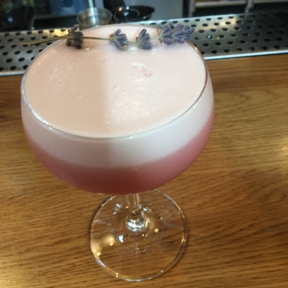 Profile Picture of Nicole Scartozzi (@lovebunnyhop) on Poshmark