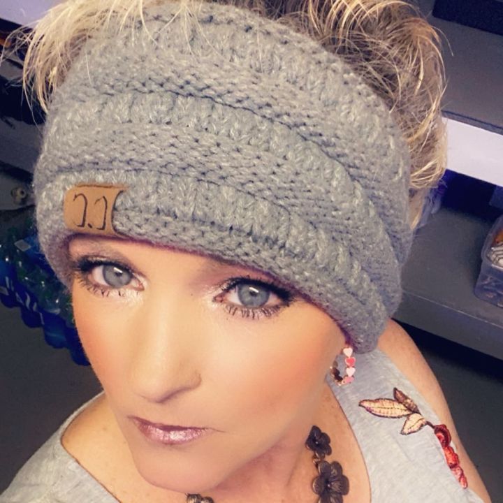 Profile Picture of Aprille (@aprillecassidy) on Tiktok