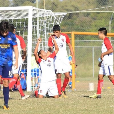 Profile Picture of Emilio Ayala (@emilioayala9_) on Twitter