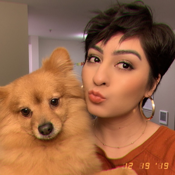 Profile Picture of Ruby Sneed (@rubysneed12) on Poshmark