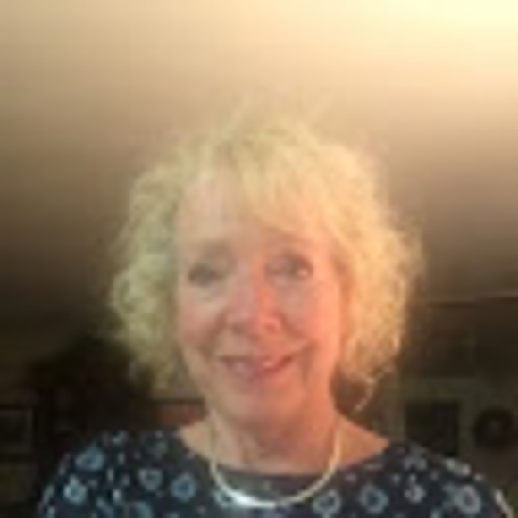 Profile Picture of Sheila Casey (@casey2416) on Poshmark