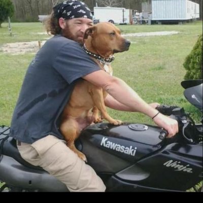 Profile Picture of Daniel Reaves (@DanielReaves9) on Twitter