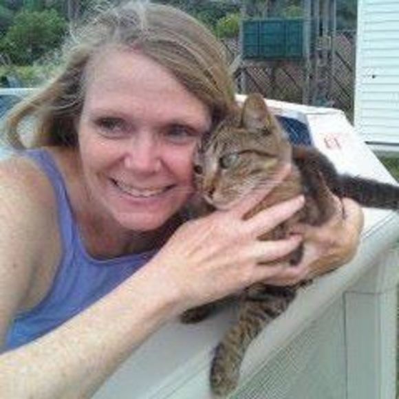 Profile Picture of Bonnie Wingender (@bwingender) on Poshmark