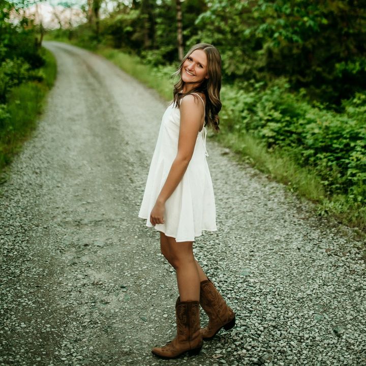 Profile Picture of kristaachisholm (@kristaachisholm) on Tiktok