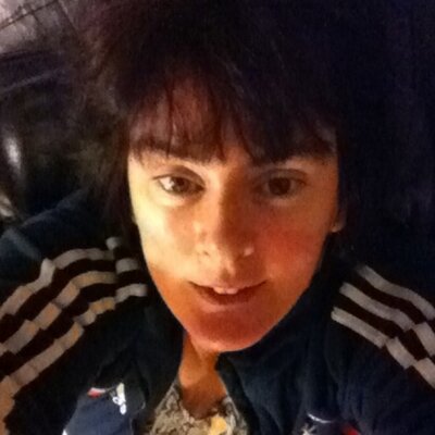 Profile Picture of Angela Buckley (@angelacork) on Twitter